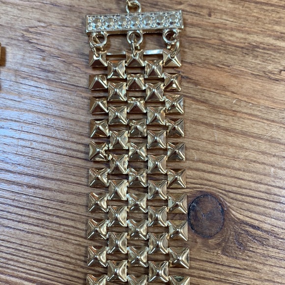 Panacea Gold Bib Necklace. NWT - Picture 5 of 10